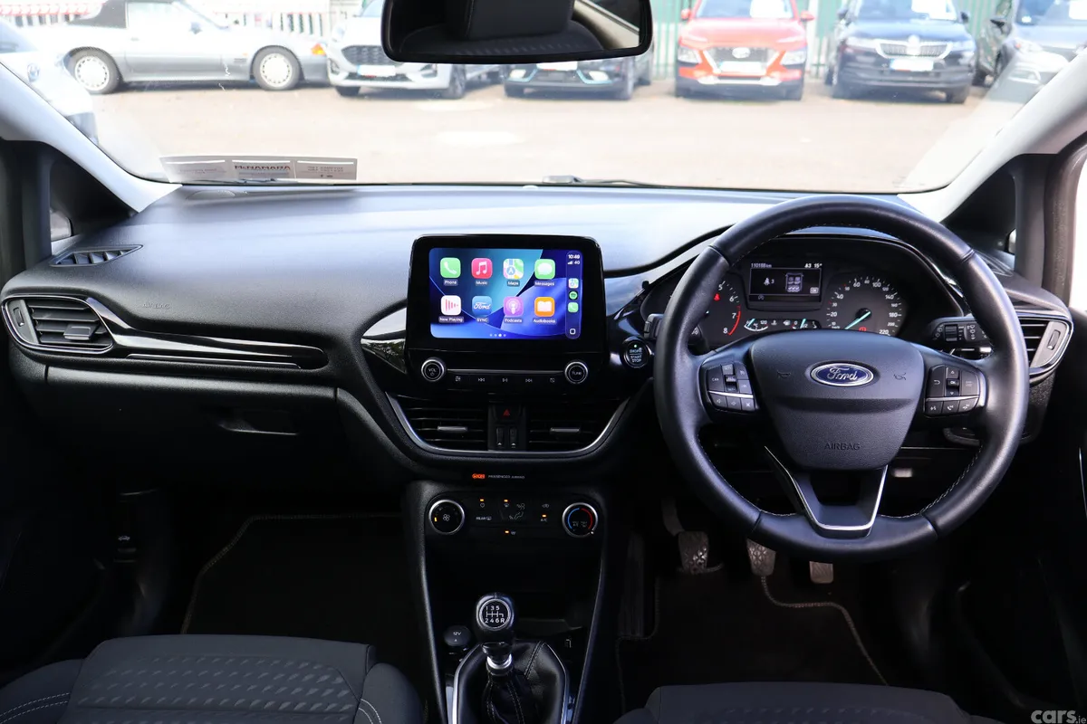 Ford Fiesta Hatchback, Petrol, 2021, White