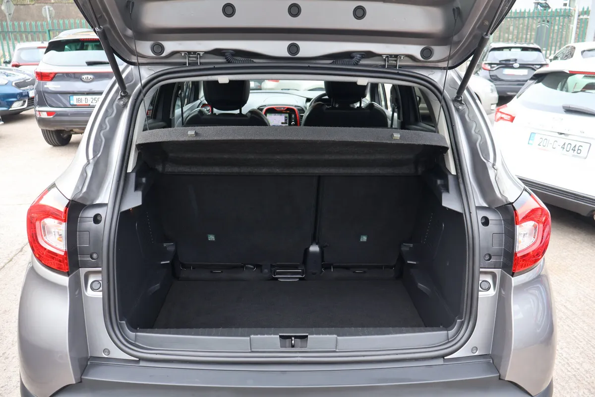Renault Captur Hatchback, Diesel, 2015, Grey