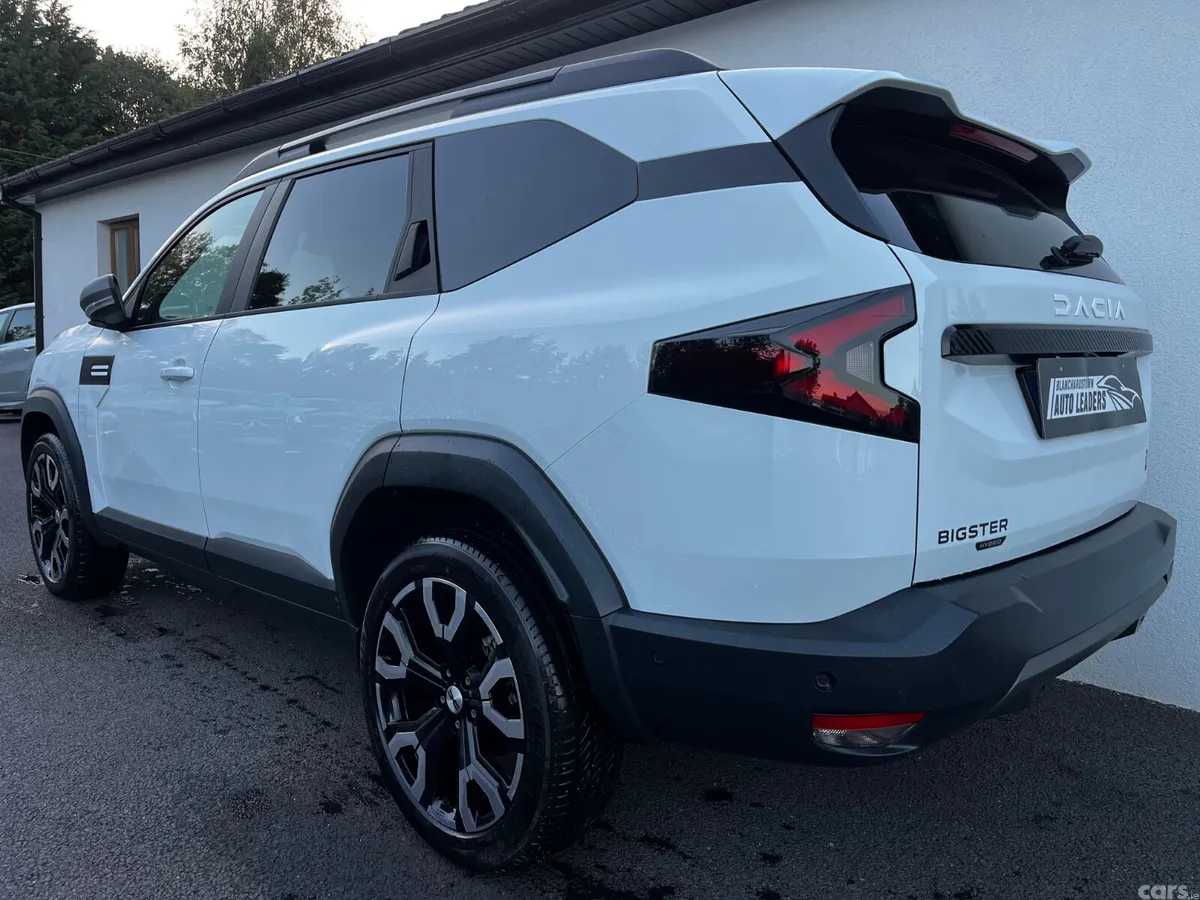 Dacia Bigster SUV, Petrol Hybrid, 2026, White
