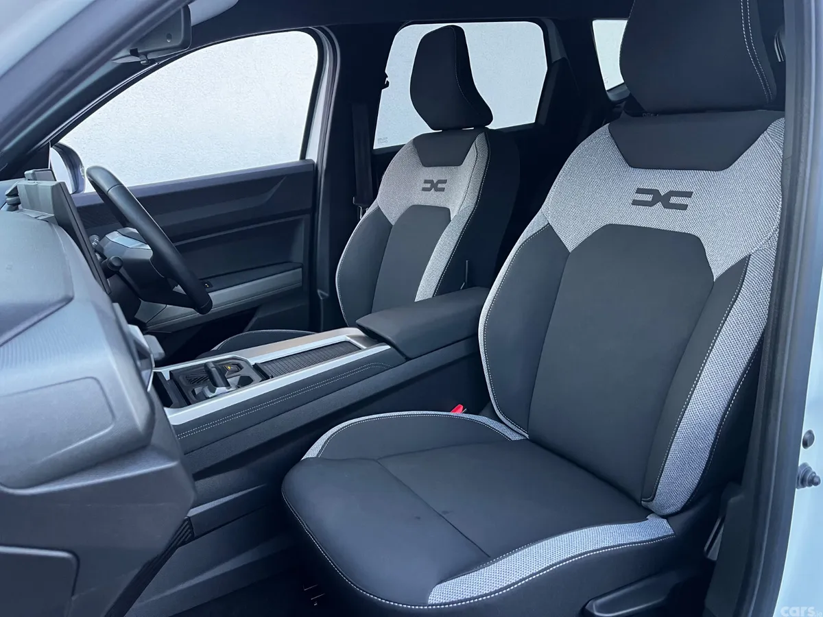 Dacia Bigster SUV, Petrol Hybrid, 2026, White