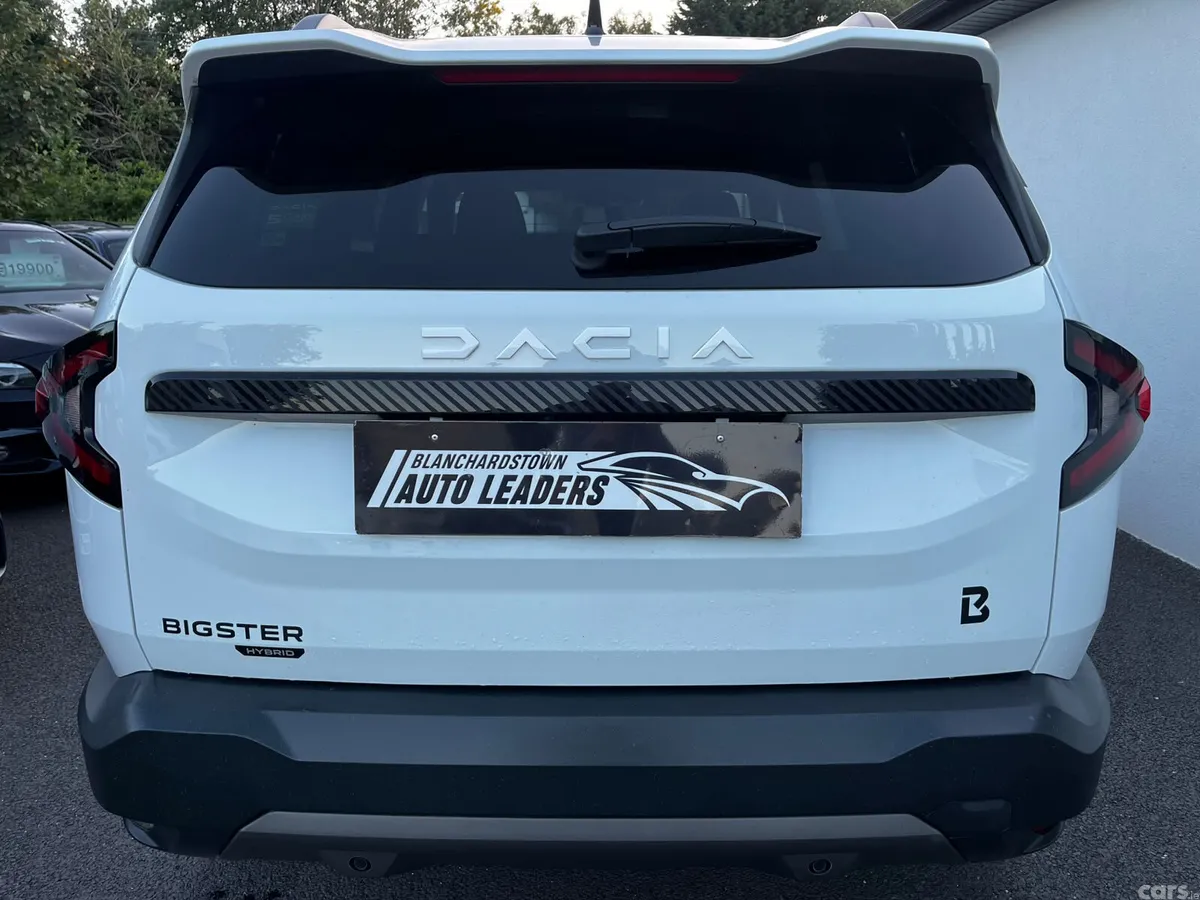 Dacia Bigster SUV, Petrol Hybrid, 2026, White