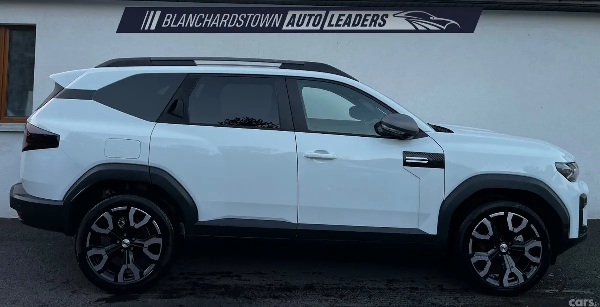 Dacia Bigster SUV, Petrol Hybrid, 2026, White