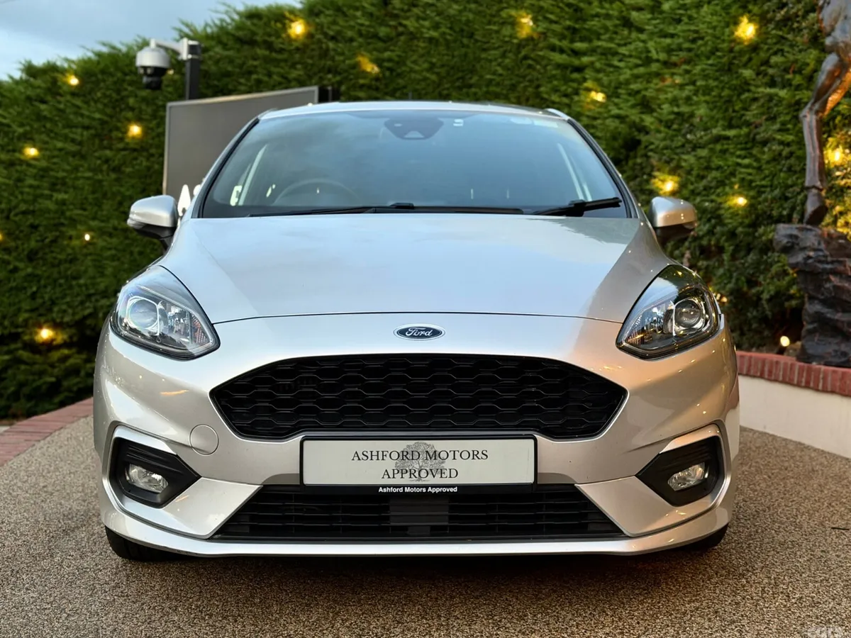 Ford Fiesta Hatchback, Petrol, 2021, Silver