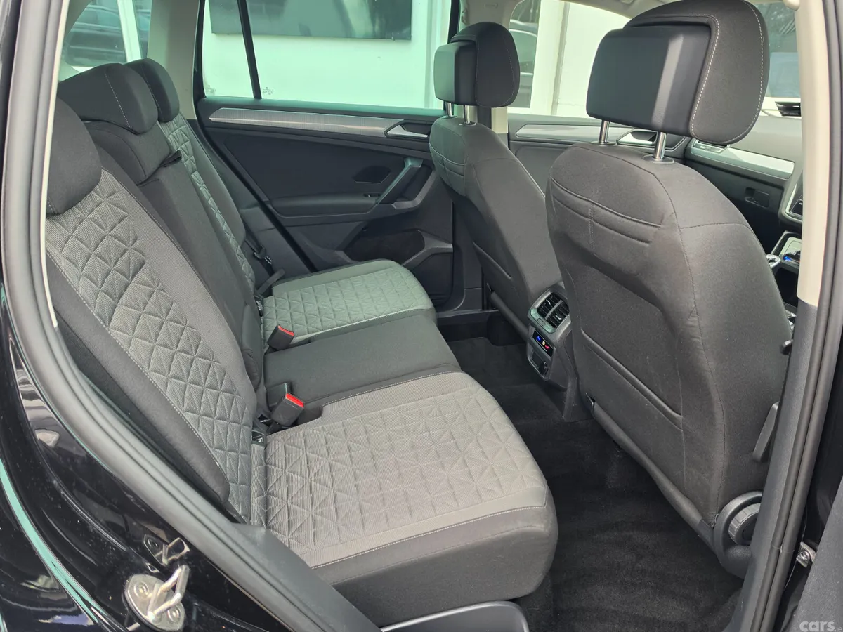 Volkswagen Tiguan SUV, Diesel, 2023, Black