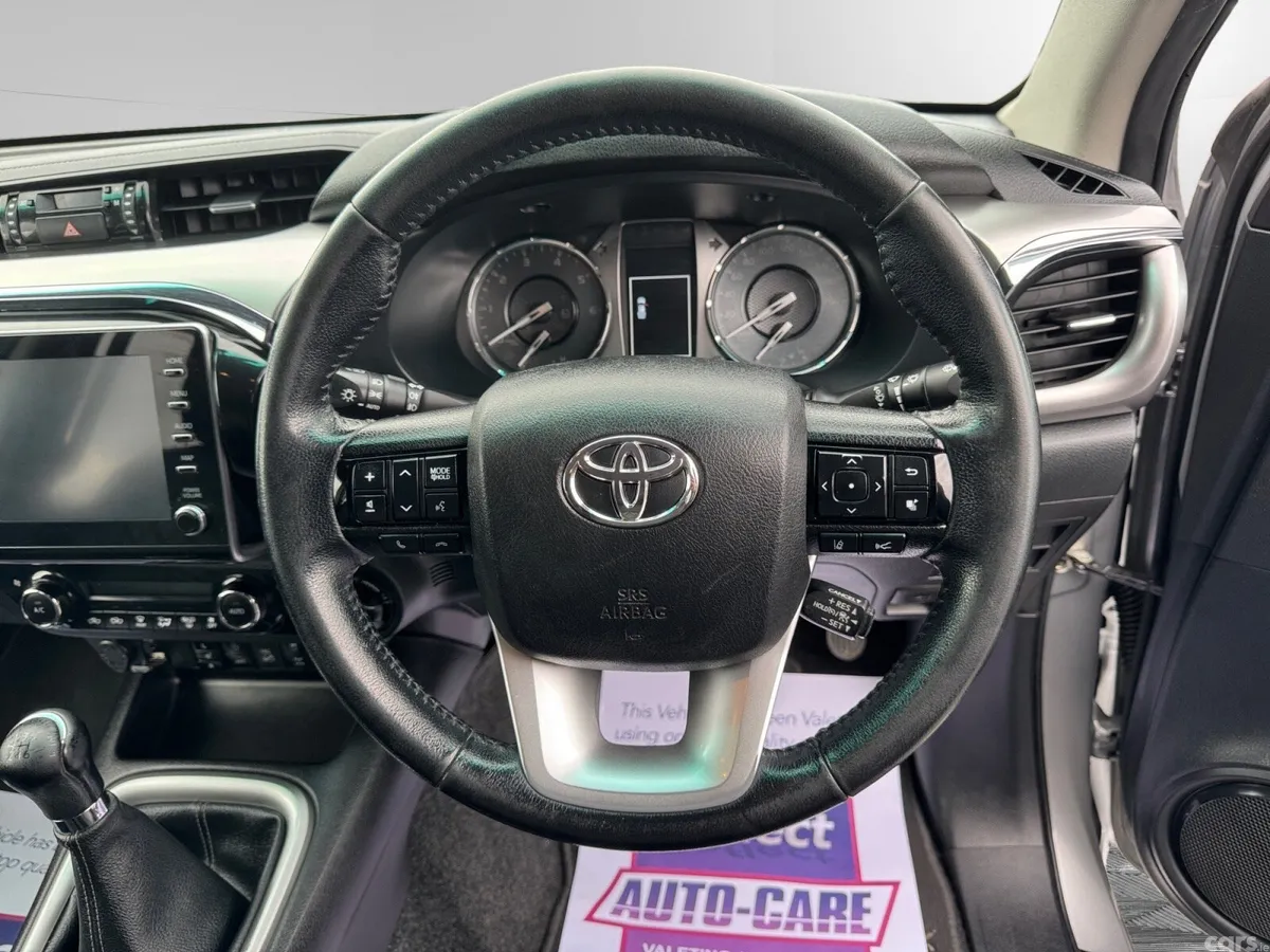 Toyota Hilux Pick Up, Diesel, 2021, Grey