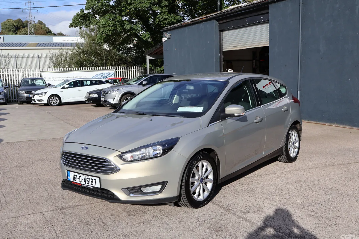 Ford Focus Hatchback, Diesel, 2016, Silver