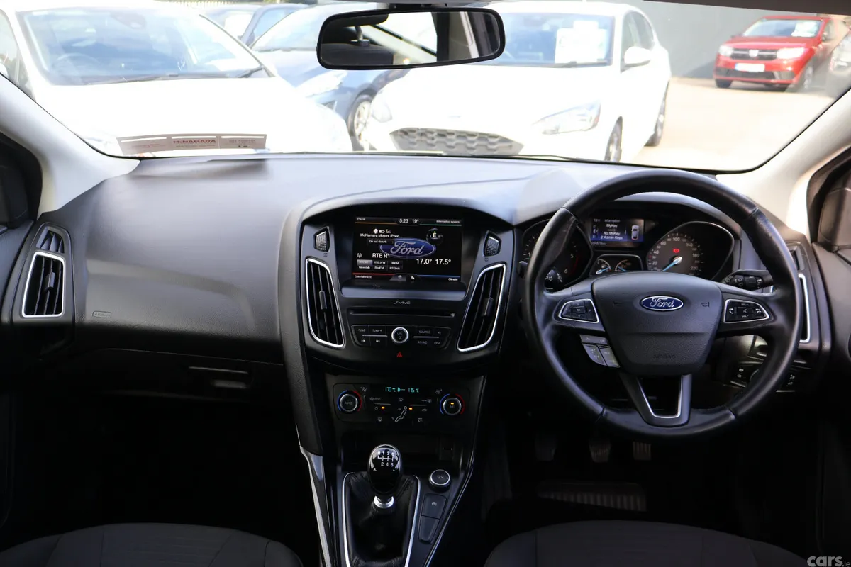 Ford Focus Hatchback, Diesel, 2016, Silver