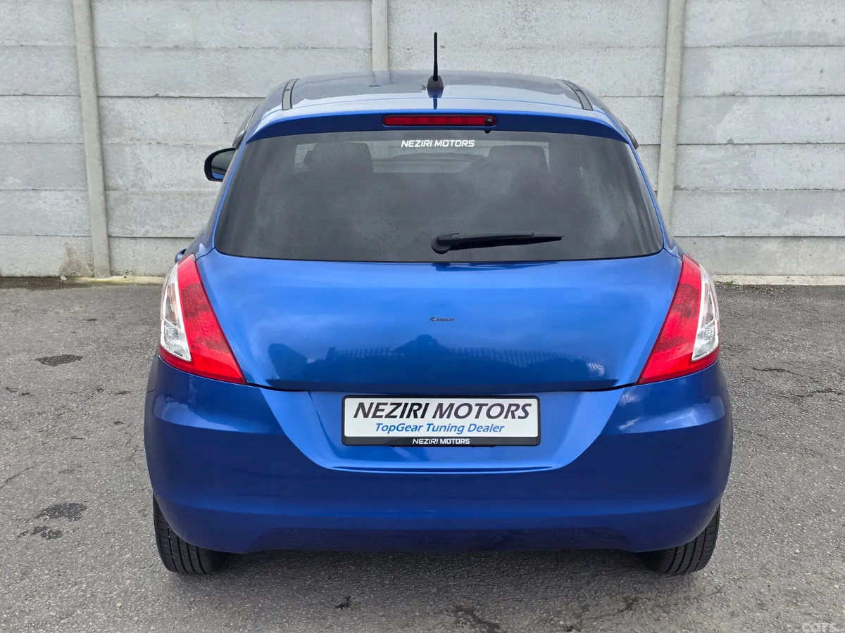 Suzuki Swift Hatchback, Petrol, 2016, Blue