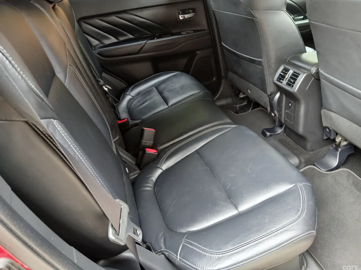Mitsubishi Outlander SUV, Petrol Plug-in Hybrid, 2020, Red