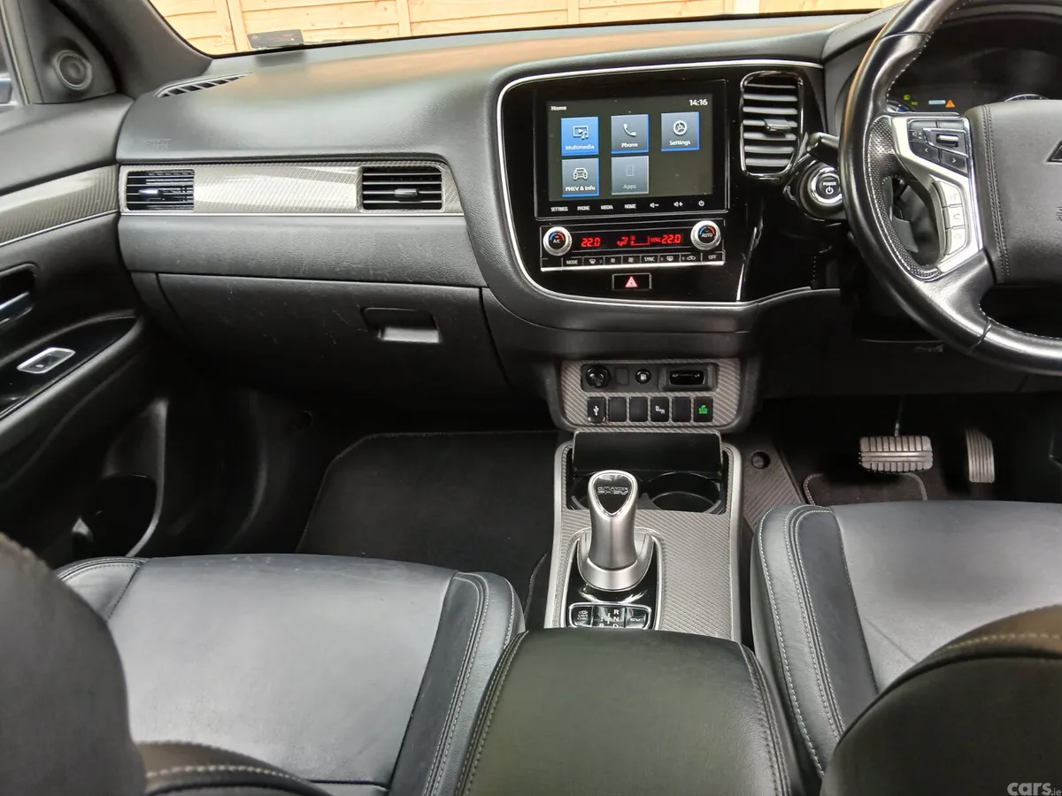 Mitsubishi Outlander SUV, Petrol Plug-in Hybrid, 2020, Red