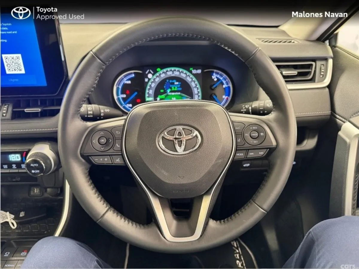Toyota RAV4 SUV, Petrol Hybrid, 2024, Grey