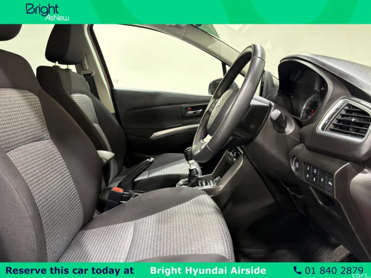 Suzuki SX4 S-Cross Hatchback, Petrol, 2023, Red