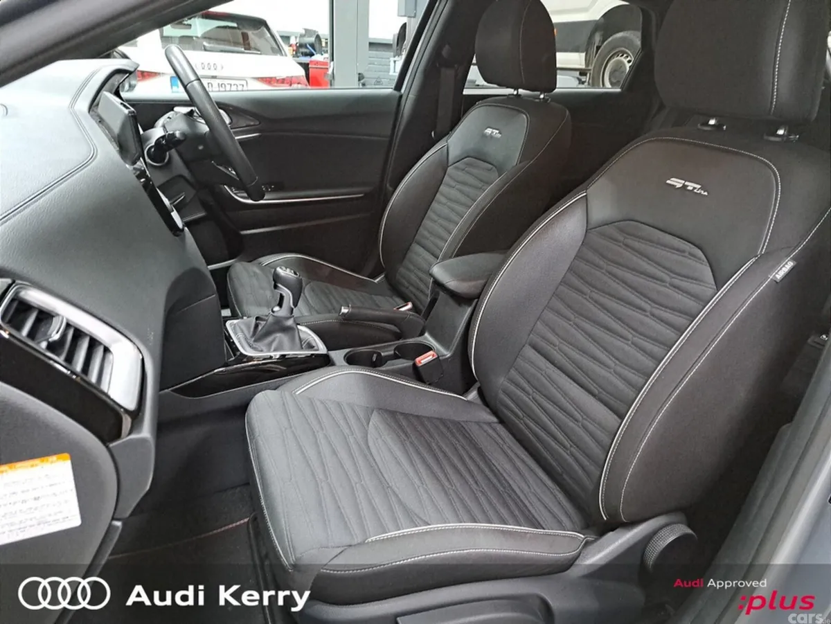 Kia Ceed Hatchback, Diesel, 2024, Grey