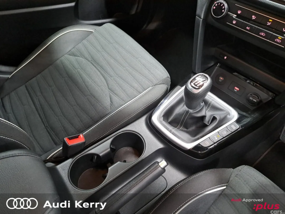 Kia Ceed Hatchback, Diesel, 2024, Grey