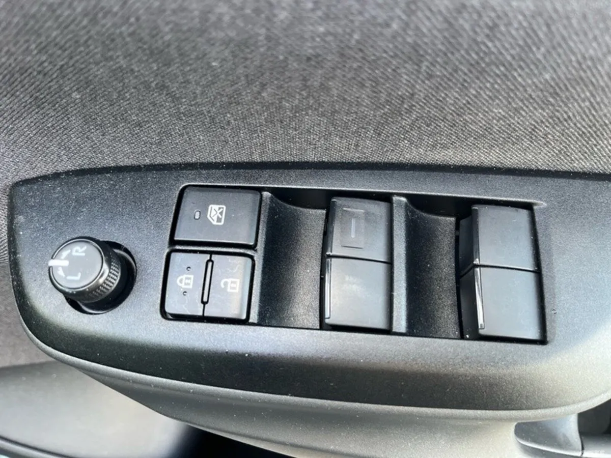 Toyota Yaris Hatchback, Petrol, 2024, Black
