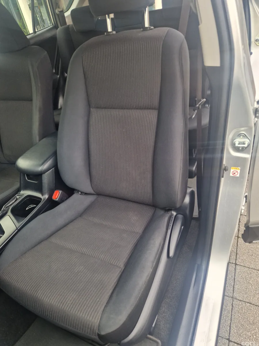 Toyota RAV4 SUV, Diesel, 2018, Grey