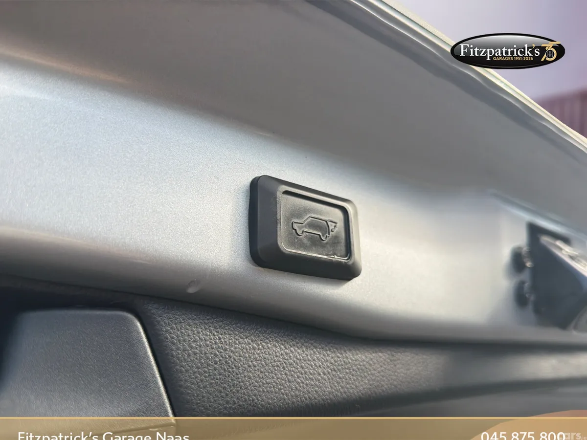 Toyota RAV4 SUV, Petrol Hybrid, 2024, Grey