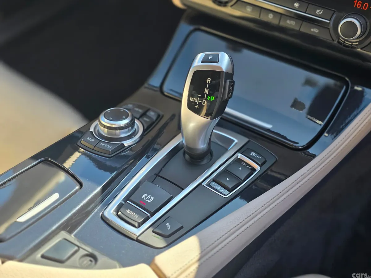 BMW 5-Series Saloon, Diesel, 2012, Grey