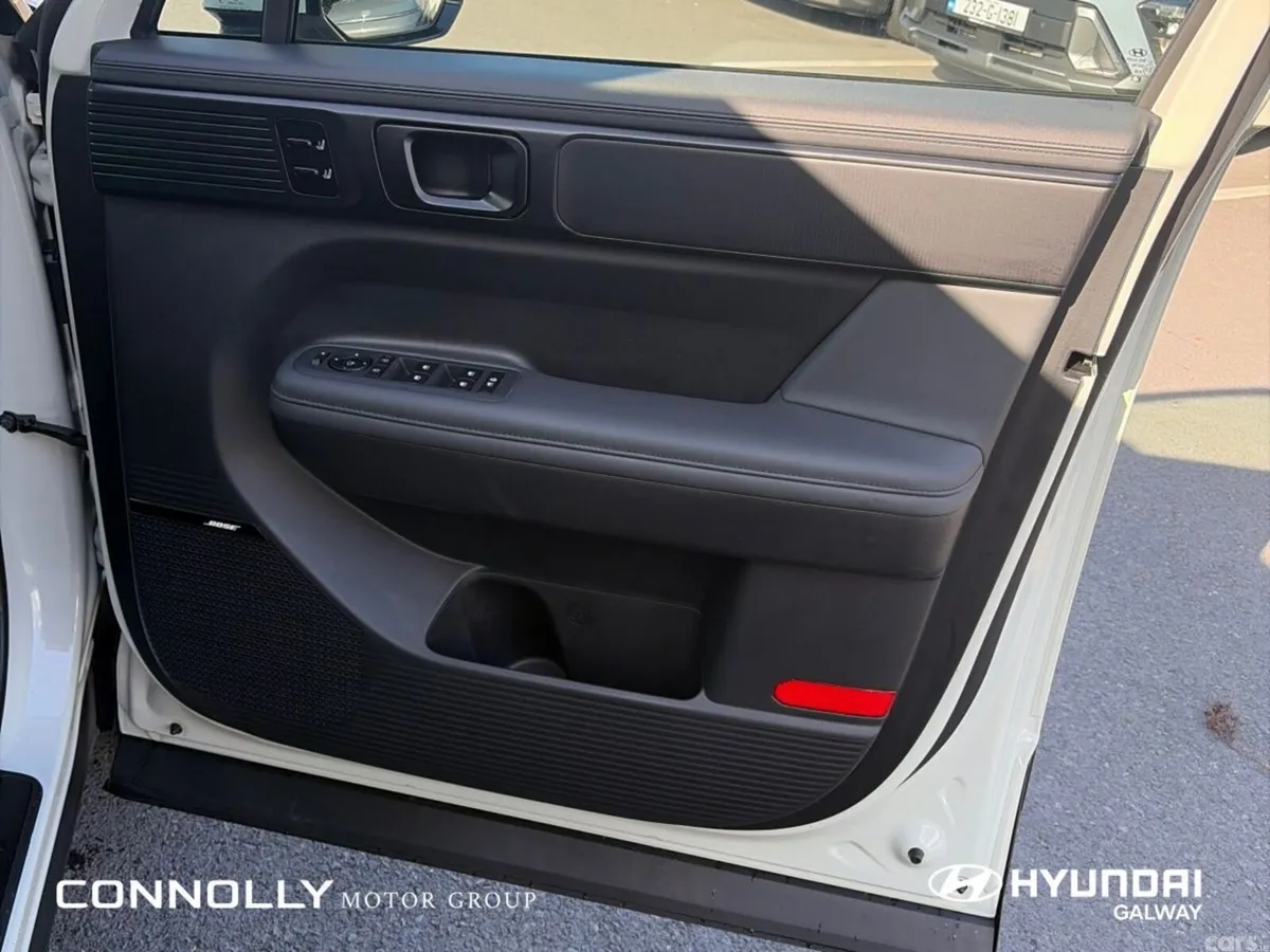 Hyundai Santa Fe SUV, Petrol Plug-in Hybrid, 2026, White
