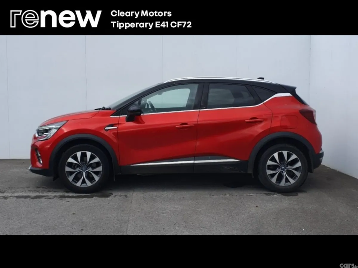 Renault Captur Hatchback, Petrol Plug-in Hybrid, 2021, Red