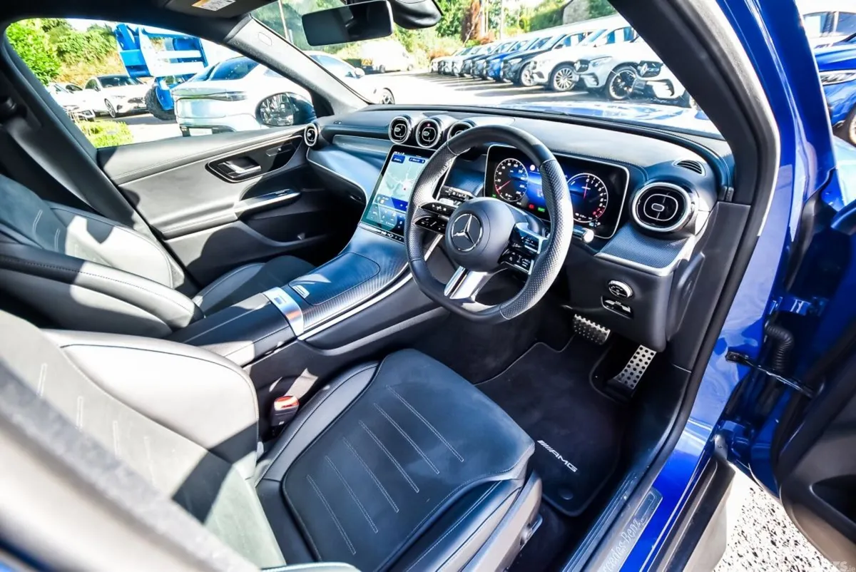 Mercedes-Benz GLC SUV, Petrol Plug-in Hybrid, 2026, Blue