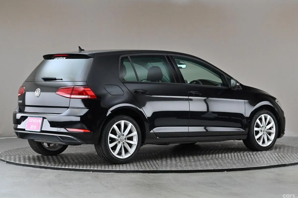 Volkswagen Golf Hatchback, Petrol, 2018, Black