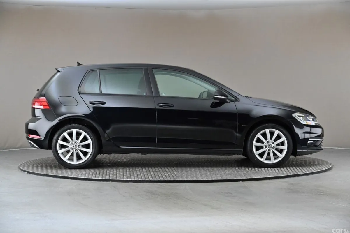 Volkswagen Golf Hatchback, Petrol, 2018, Black