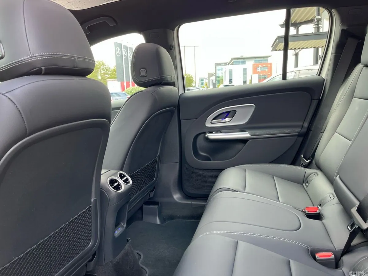 Mercedes-Benz GLB SUV, Electric, 2026, White