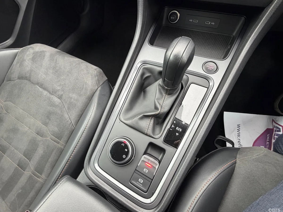SEAT Ateca Hatchback, Petrol, 2025, White