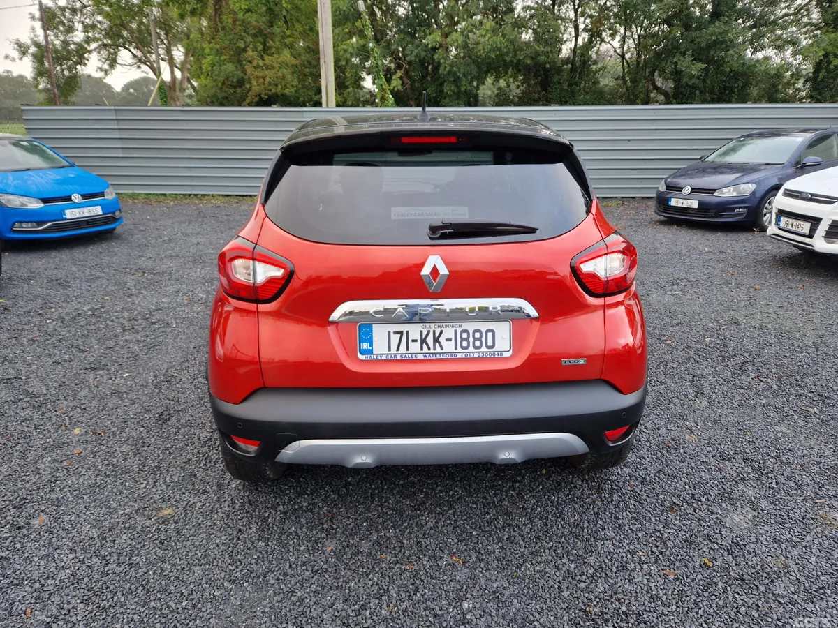 Renault Captur Hatchback, Diesel, 2017, Red