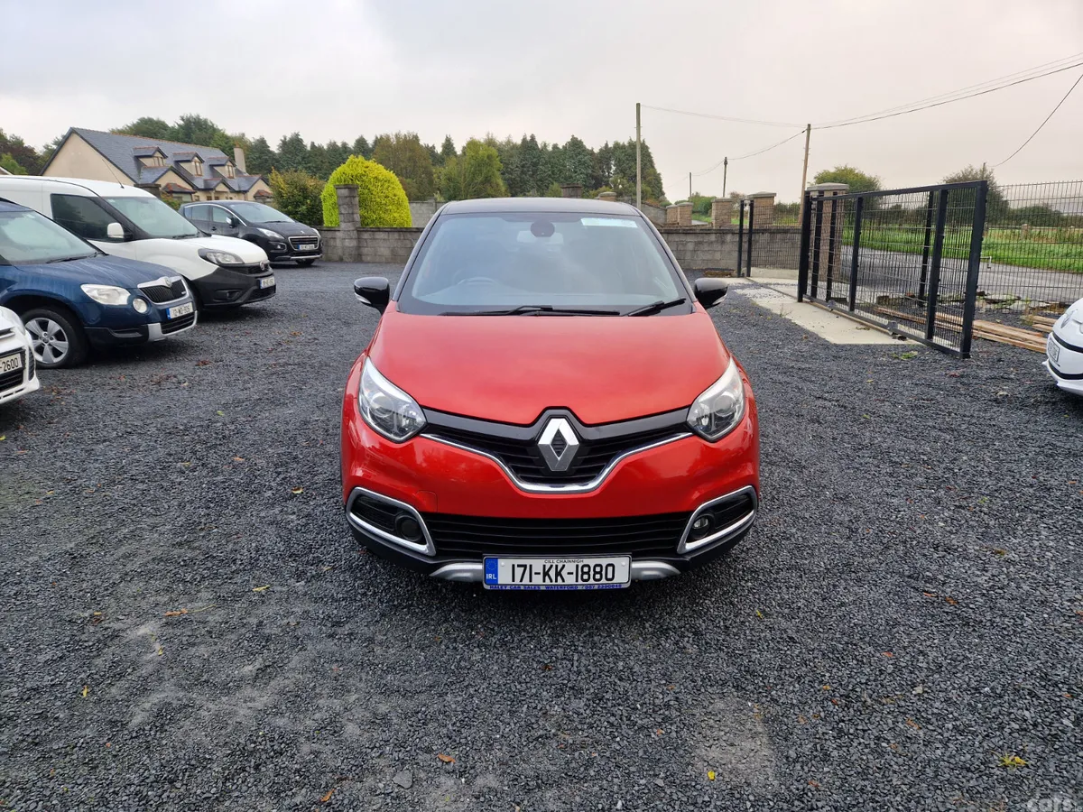 Renault Captur Hatchback, Diesel, 2017, Red