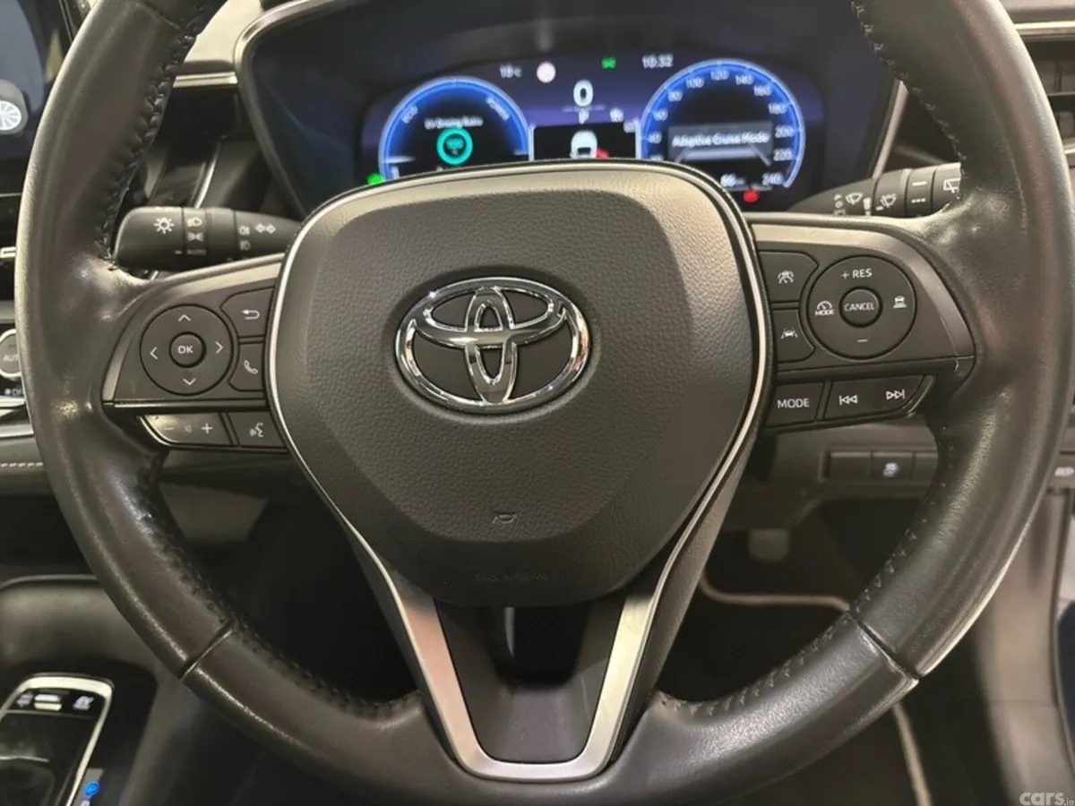 Toyota Corolla Hatchback, Petrol Hybrid, 2024, Blue