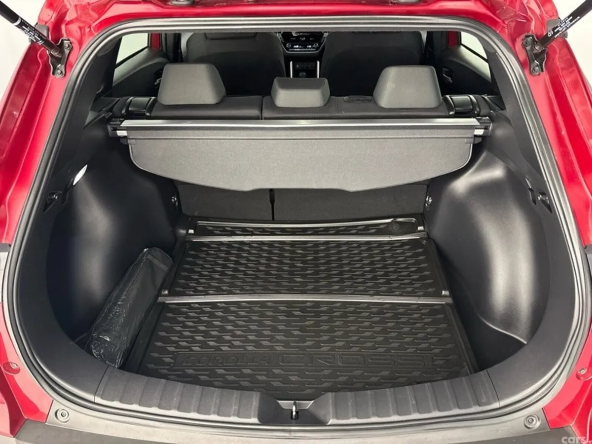 Toyota Corolla Cross Hatchback, Petrol Hybrid, 2023, Red