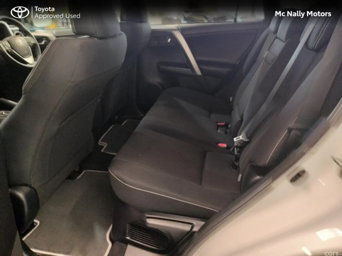 Toyota RAV4 SUV, Petrol Hybrid, 2017, White