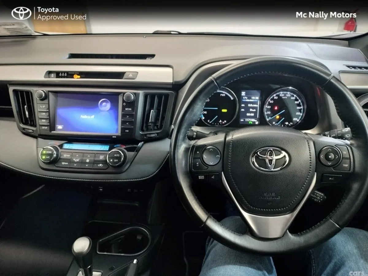 Toyota RAV4 SUV, Petrol Hybrid, 2017, White
