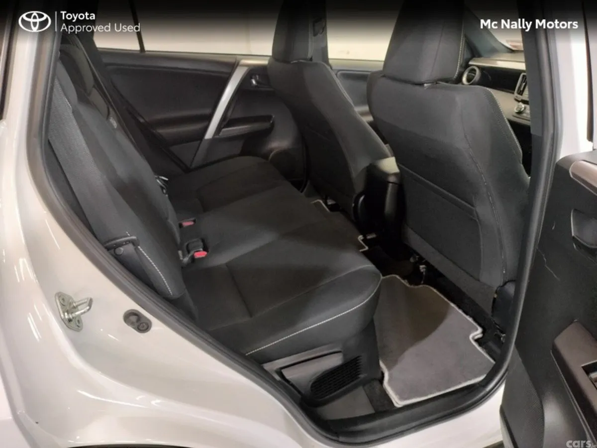 Toyota RAV4 SUV, Petrol Hybrid, 2017, White