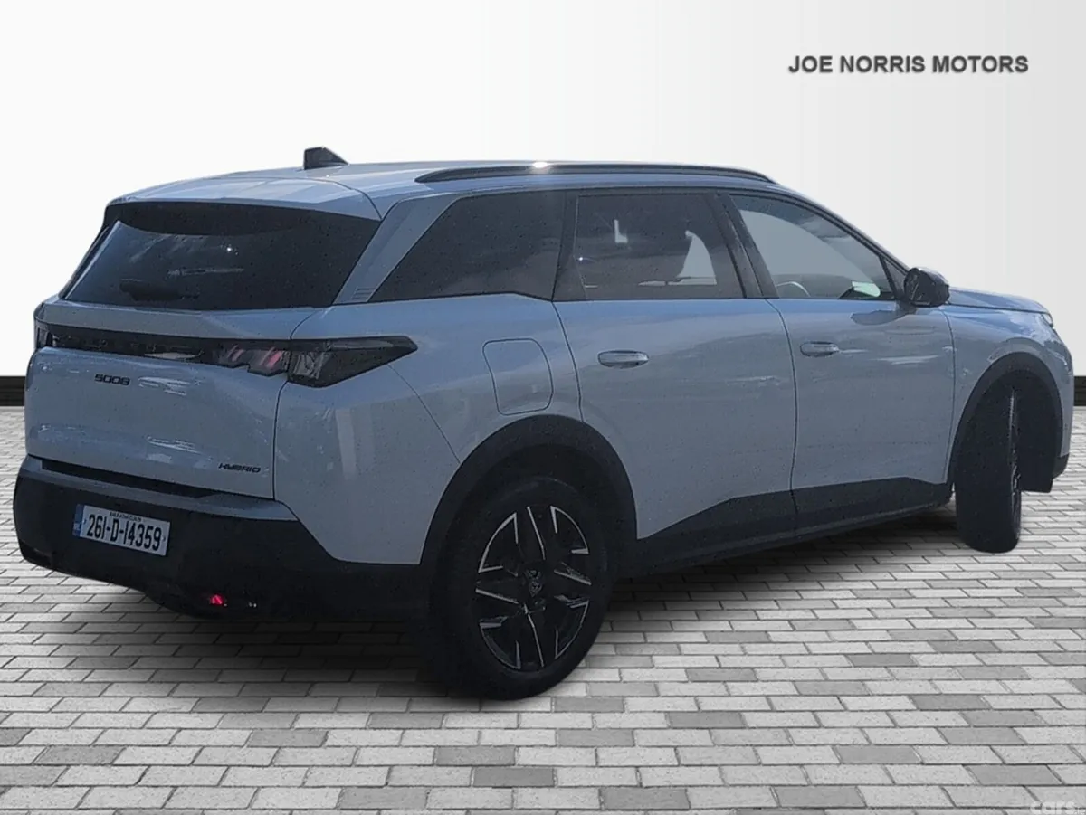 Peugeot 5008 SUV, Petrol Hybrid, 2026, White