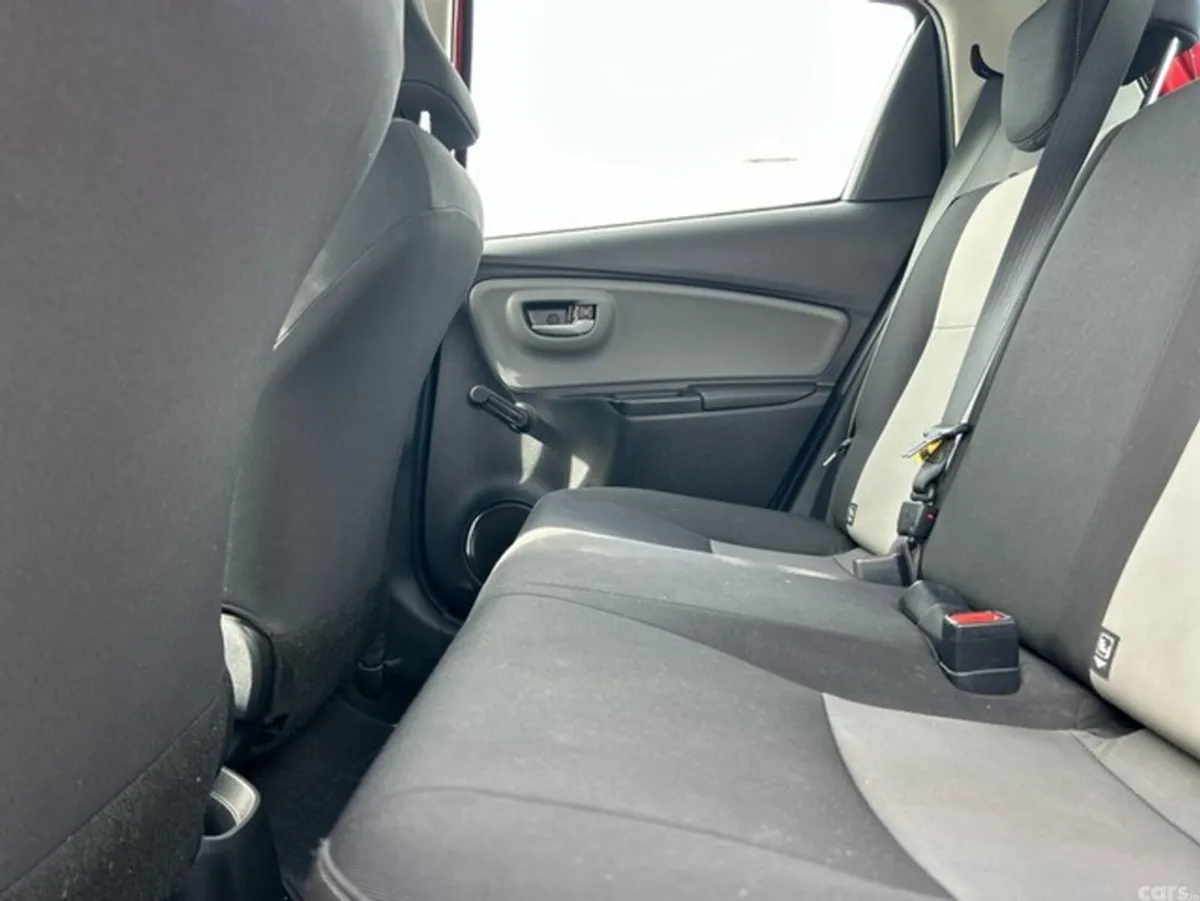 Toyota Yaris Hatchback, Petrol, 2018, Red