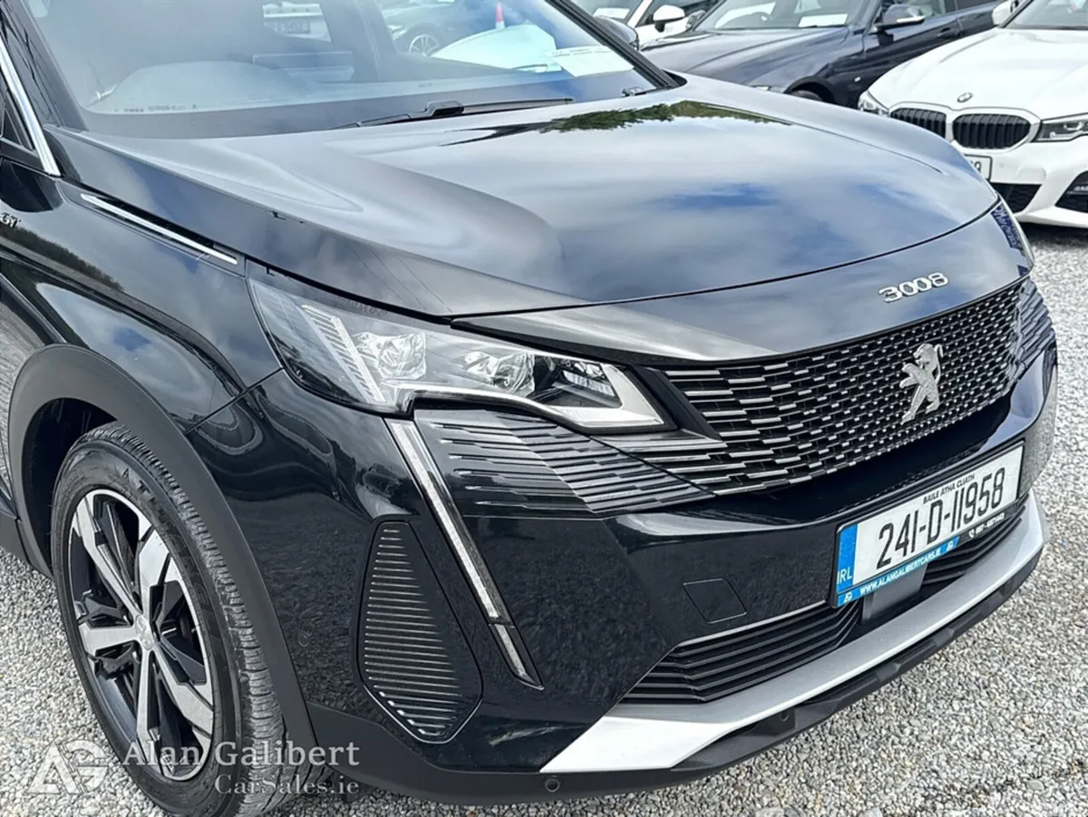 Peugeot 3008 MPV, Diesel, 2024, Black