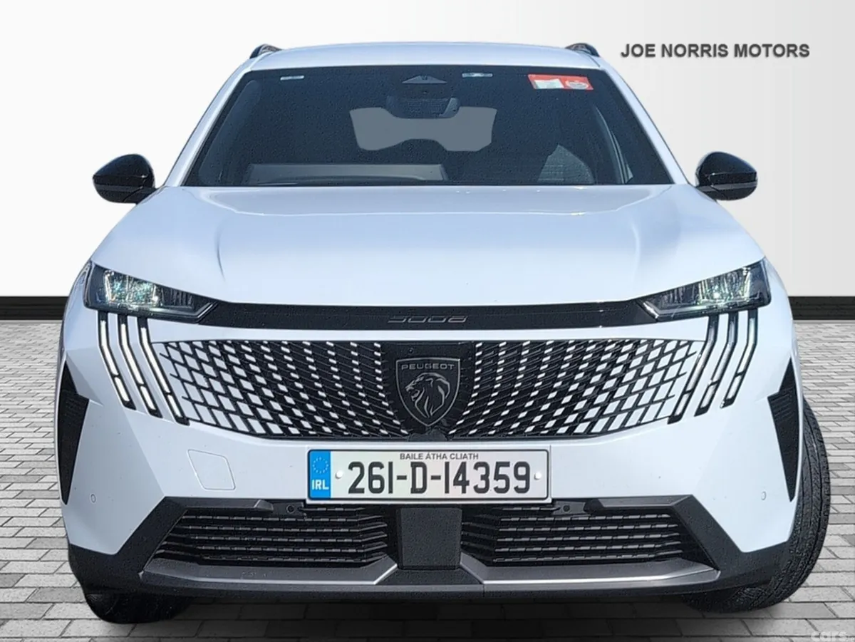 Peugeot 5008 SUV, Petrol Hybrid, 2026, White