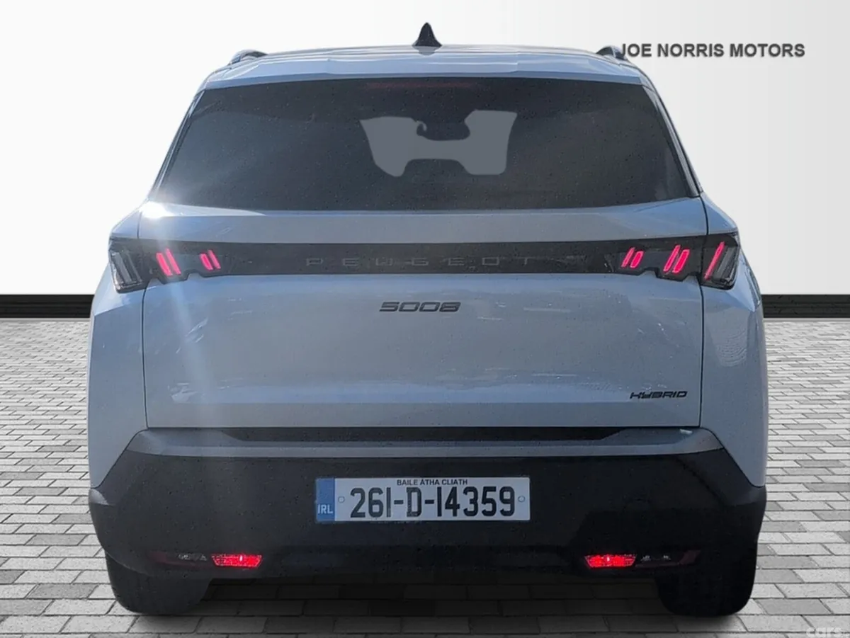 Peugeot 5008 SUV, Petrol Hybrid, 2026, White