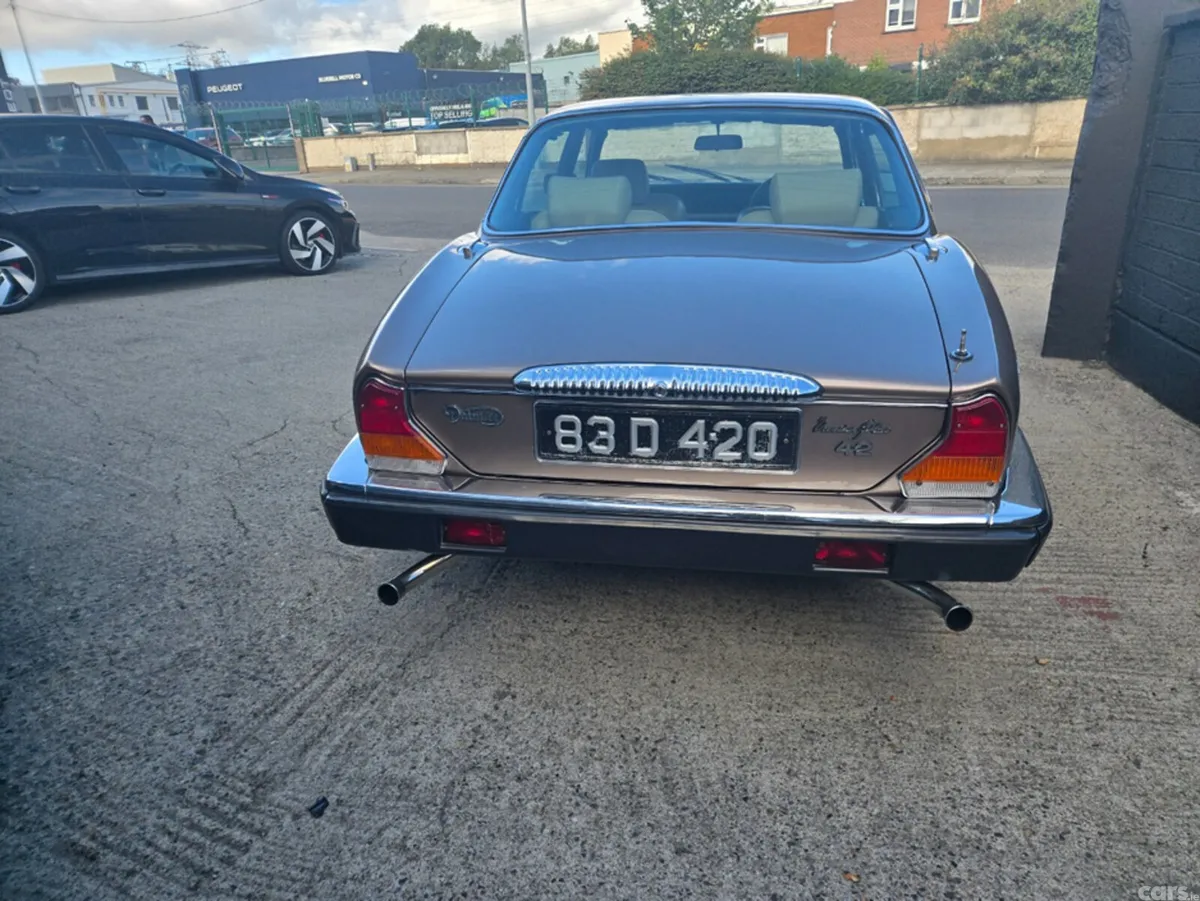 Daimler Other Saloon, Petrol, 1983, Brown