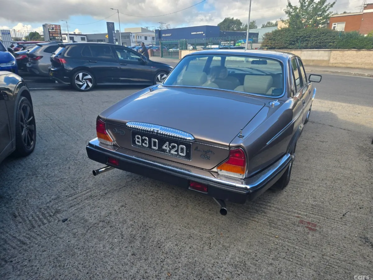Daimler Other Saloon, Petrol, 1983, Brown