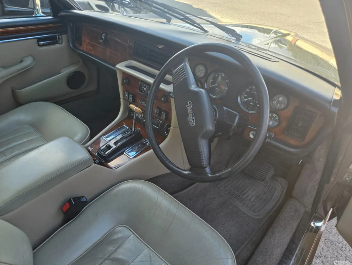 Daimler Other Saloon, Petrol, 1983, Brown