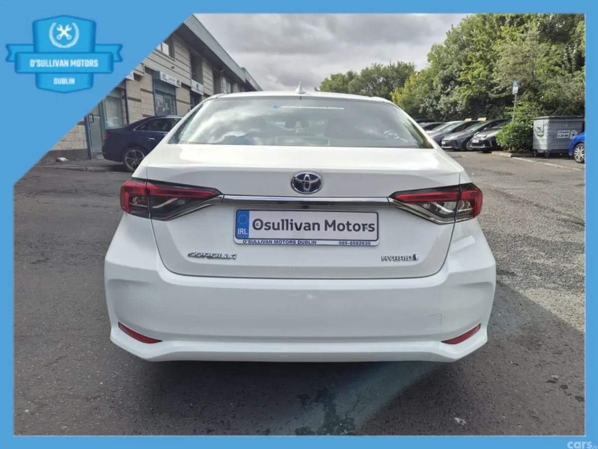Toyota Corolla Saloon, Petrol Hybrid, 2023, White