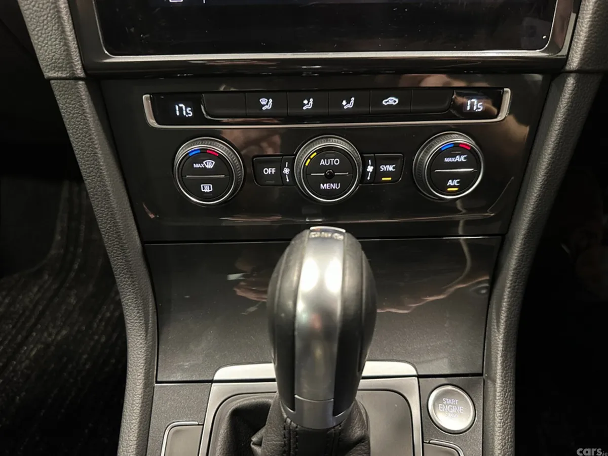 Volkswagen Golf Hatchback, Diesel, 2019, Black