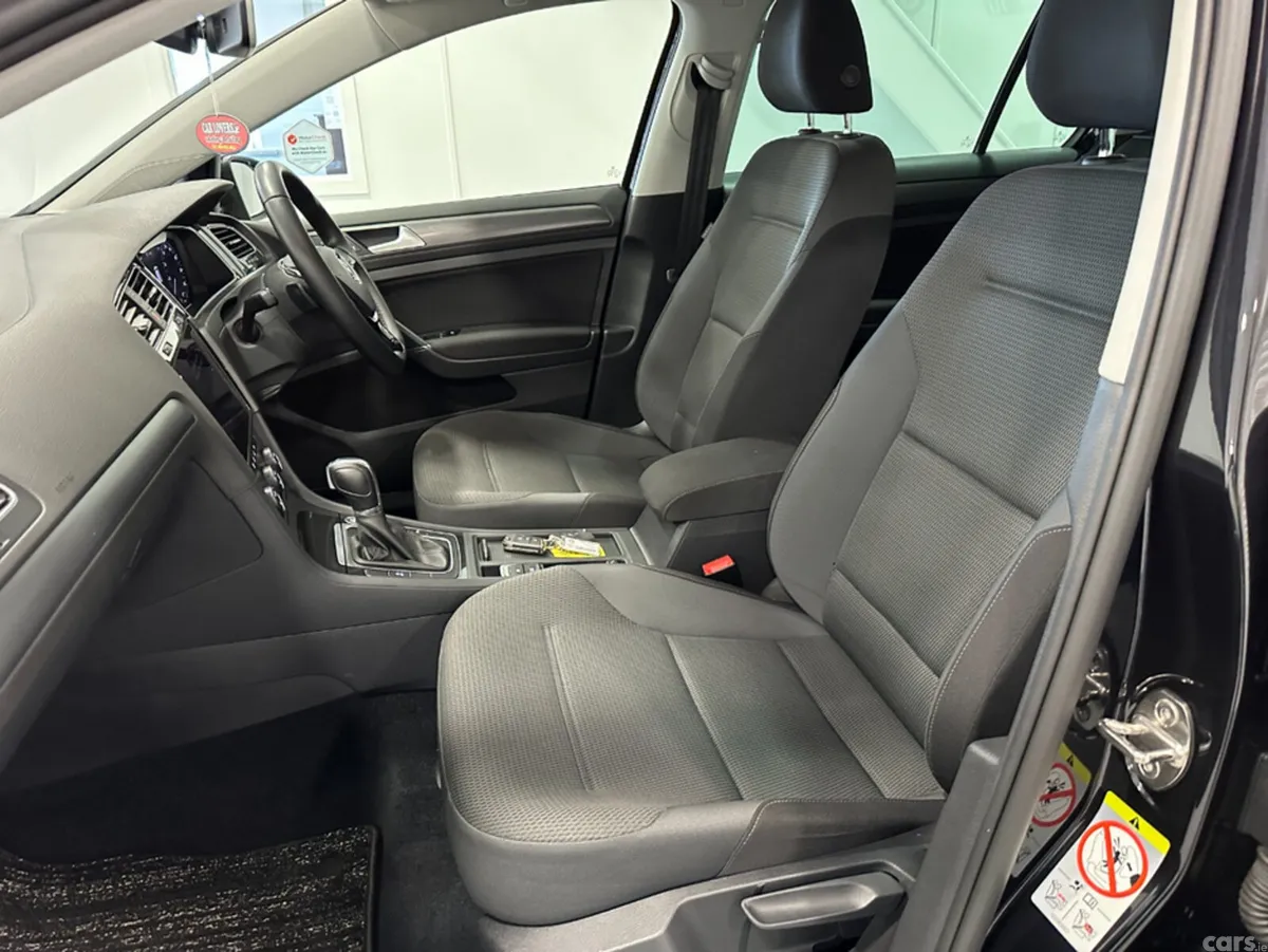 Volkswagen Golf Hatchback, Diesel, 2019, Black
