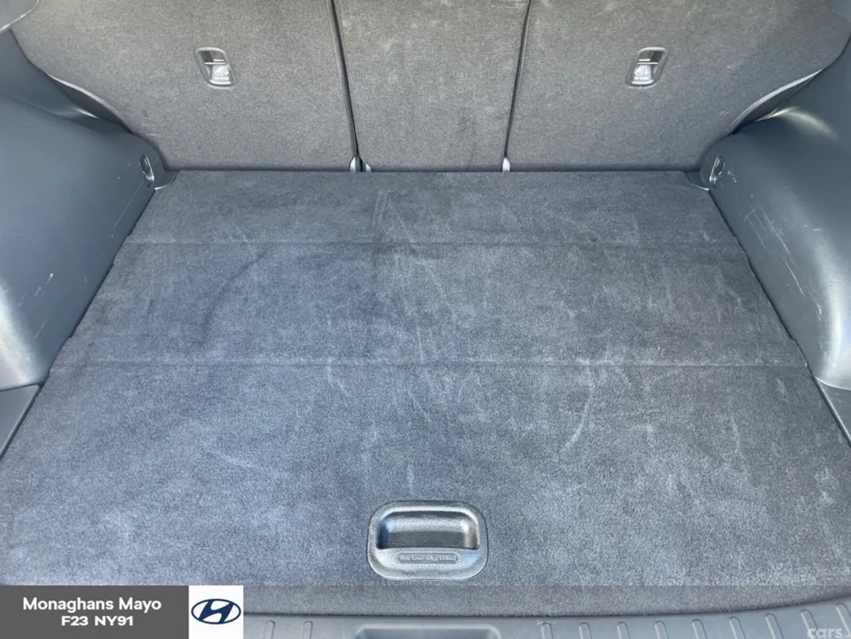 Hyundai Tucson MPV, Petrol Plug-in Hybrid, 2026, White