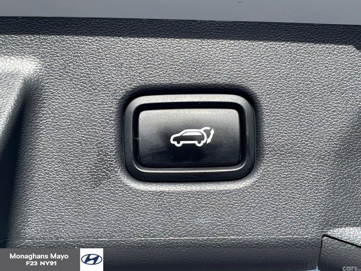 Hyundai Tucson MPV, Petrol Plug-in Hybrid, 2026, White