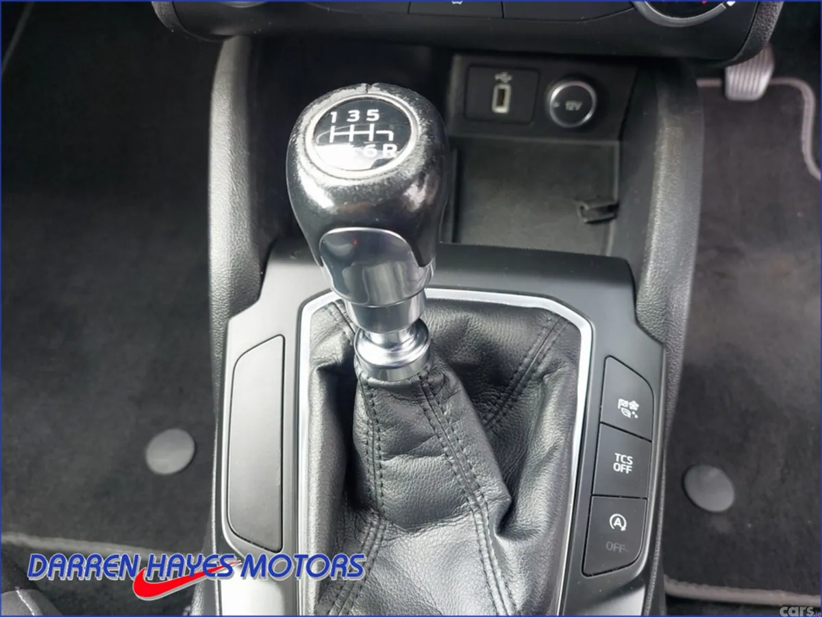 Ford Focus Hatchback, Petrol, 2019, Silver